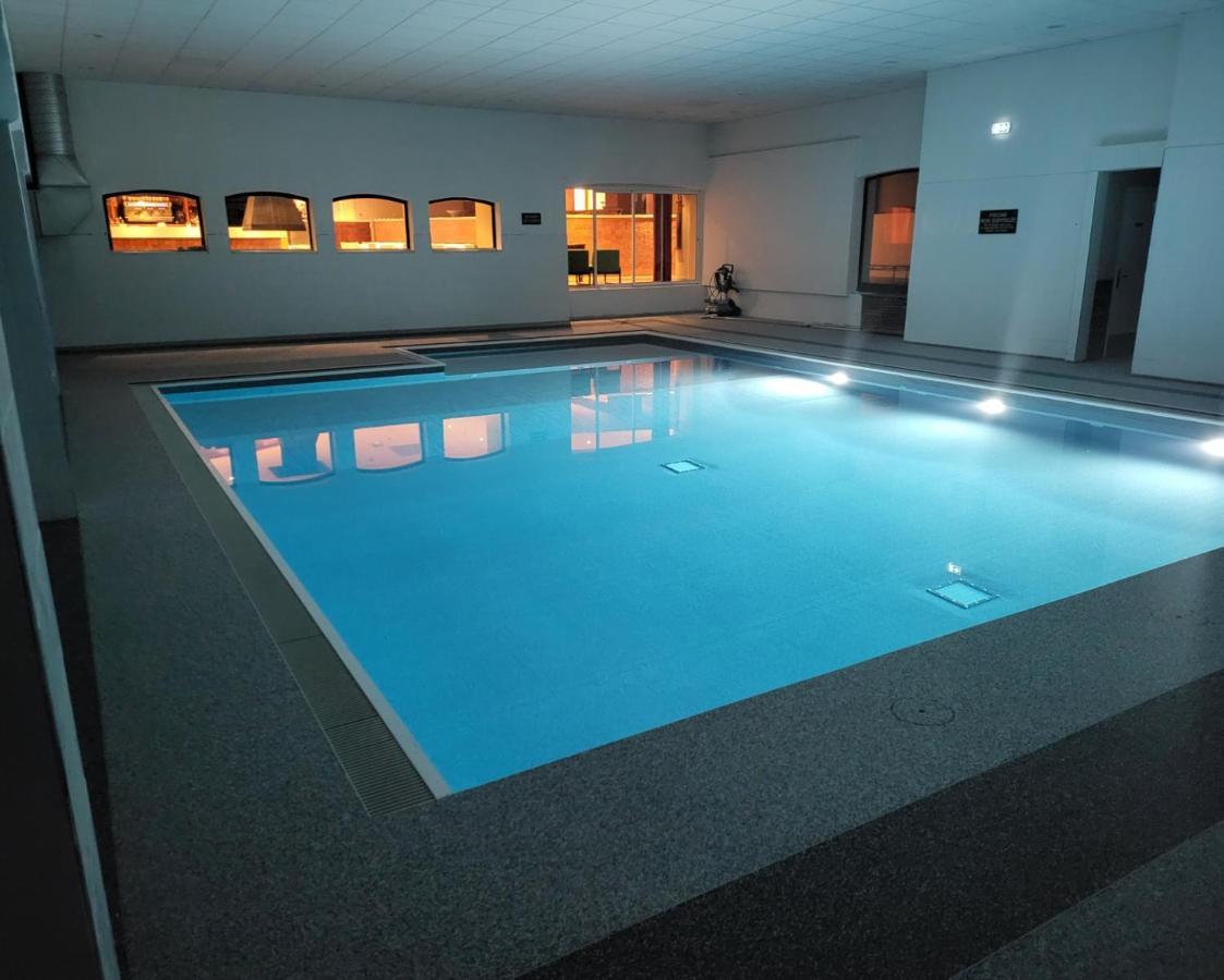 Hotel Causse Comtal Rodez, The Originals Relais Gages-le-Haut Eksteriør bilde