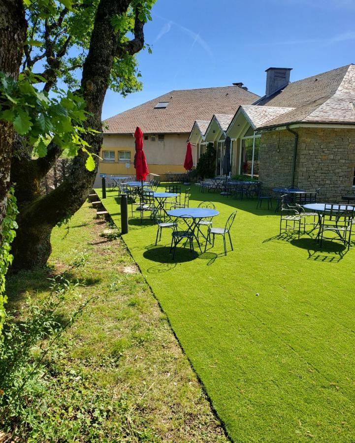 Hotel Causse Comtal Rodez, The Originals Relais Gages-le-Haut Eksteriør bilde