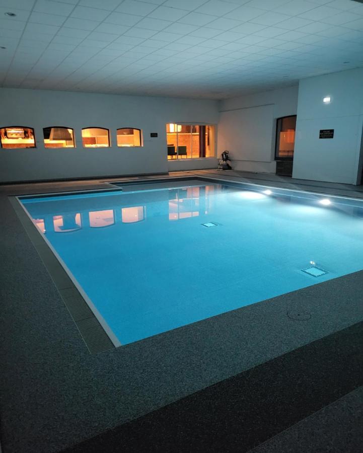 Hotel Causse Comtal Rodez, The Originals Relais Gages-le-Haut Eksteriør bilde