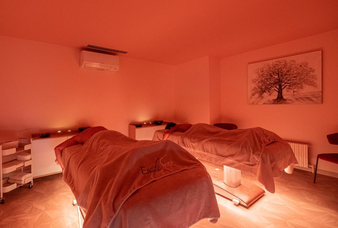 Hotel Causse Comtal Rodez, The Originals Relais Gages-le-Haut Eksteriør bilde